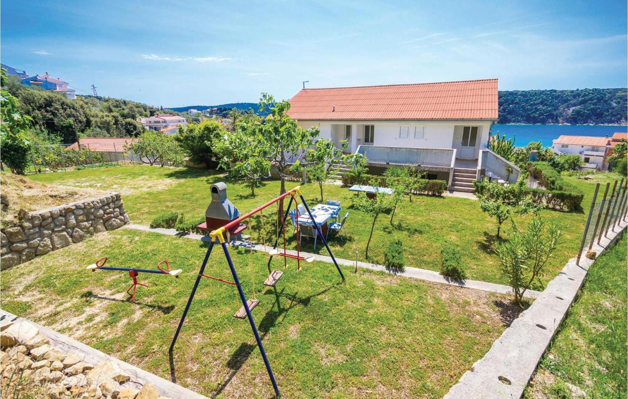Pet Friendly Apartment In Kampor With Kitchen Dış mekan fotoğraf